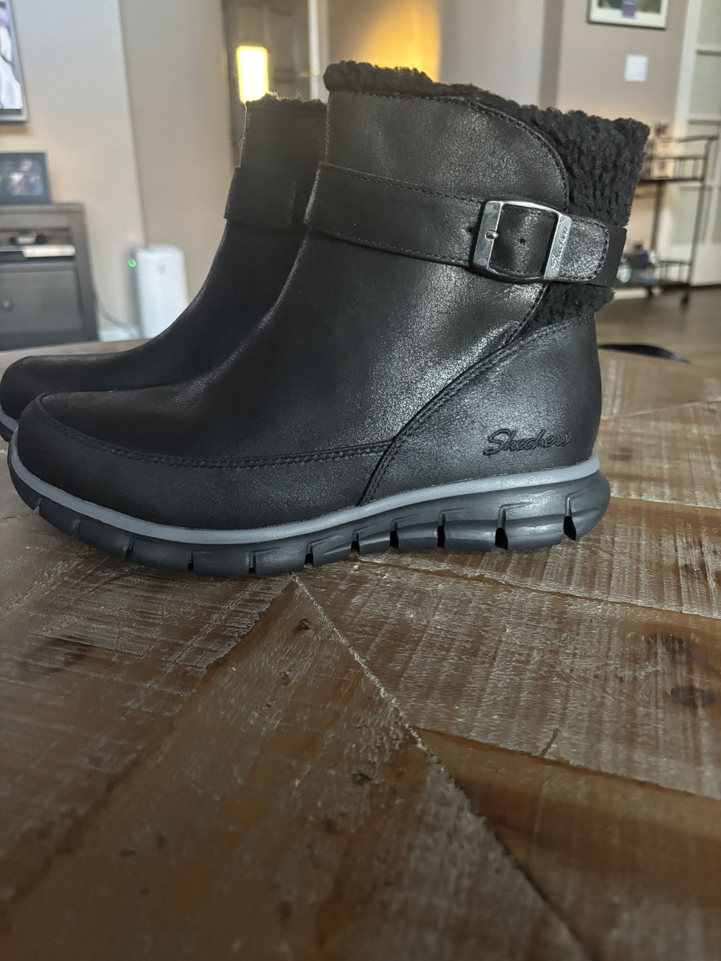 Women’s Skechers boots