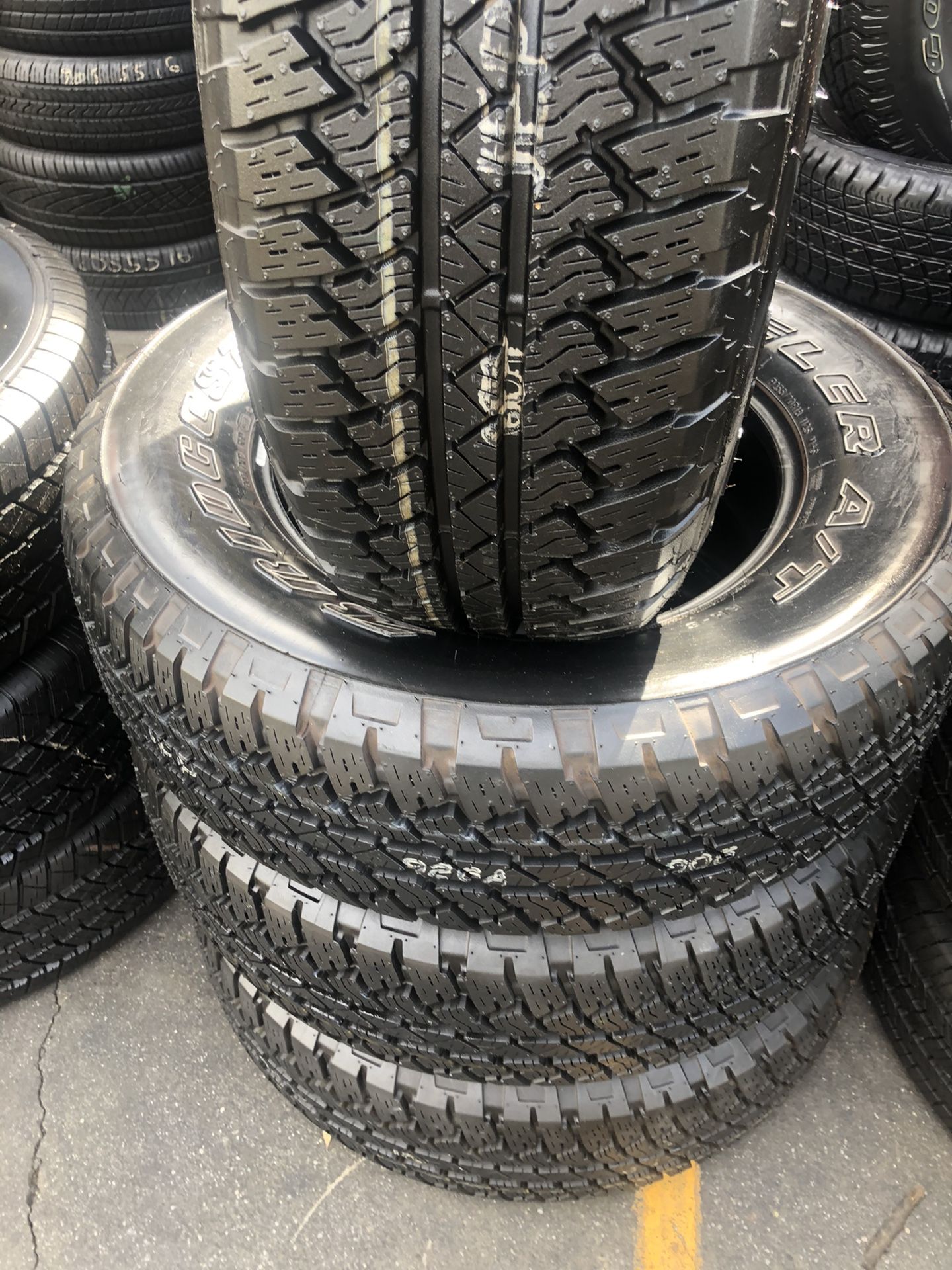 set Of Four Tires Good Used 255/70/18 BRIDGESTONE DULER