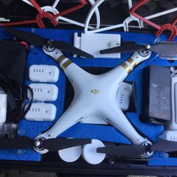 DJI Phantom 3 Drone Quadcopter with Camera and 3-Axis Gimbal - White