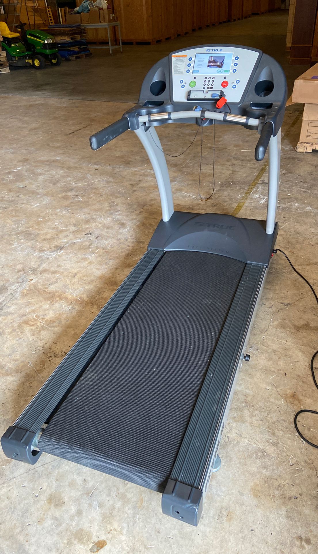 True PS800 Treadmill for Sale in Fort Pierce, FL OfferUp