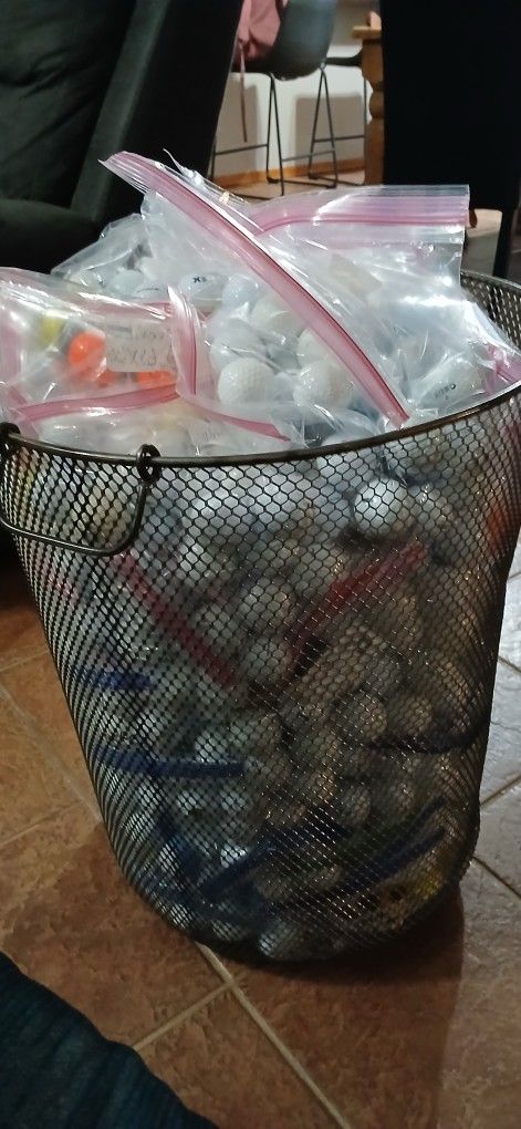 BULK GOLF BALLS 1038