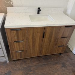 Vanity 48x19.5x35