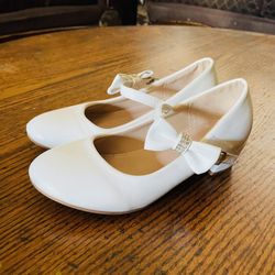 Girl Shoes Size 3