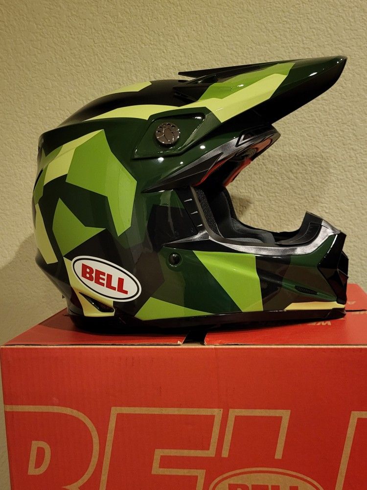 Bell Moto 9SFlex Size Large Brand New In Box