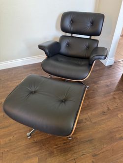 Eames style lounge chair