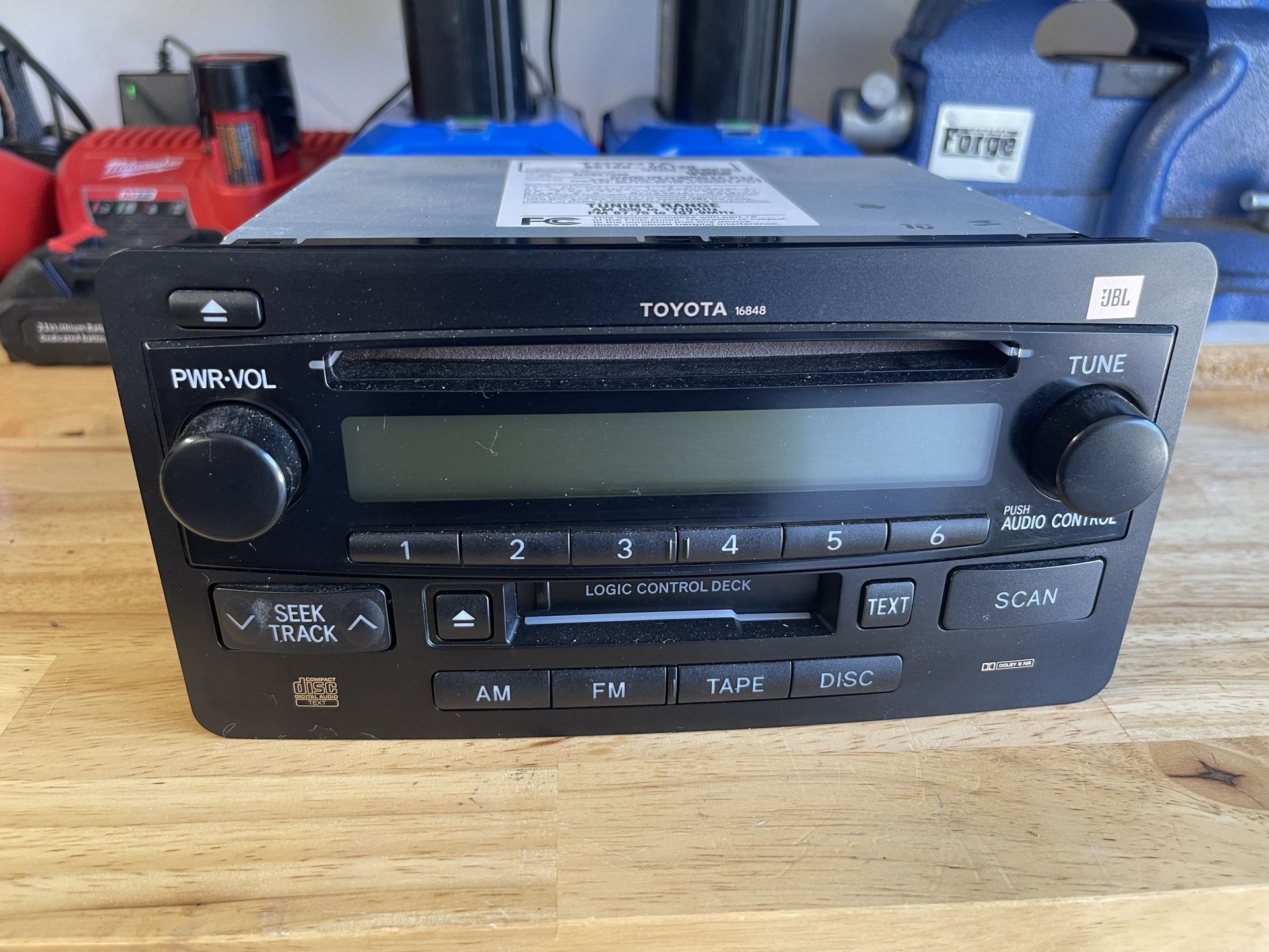 2005-06 TOYOTA TUNDRA RADIO/STEREO RECEIVER