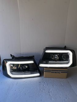 Ford f150 model 2004-2008 headlights