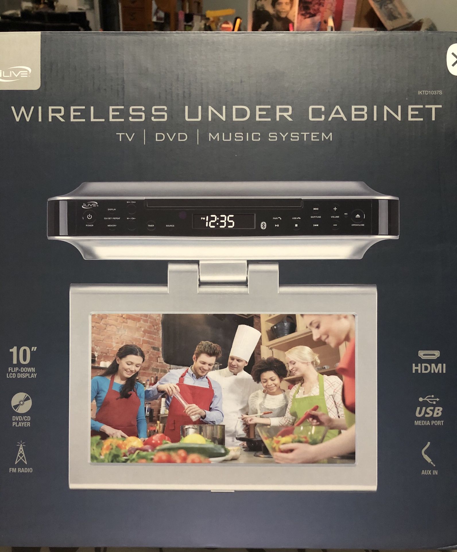 Wireless under Cabinet tv/DVD/music system