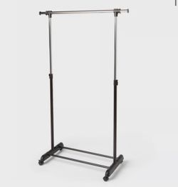 Adjustable Single Rod Garment Rack