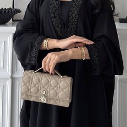 Abayas 