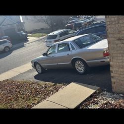 Jaguar xj8