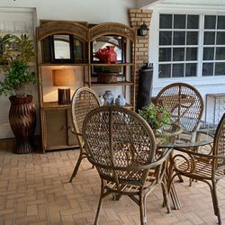 Great Rattan Dinnig Table W 4 Chairs For Sale 