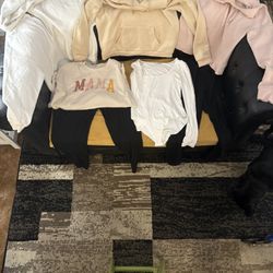 WOMENS CLOTHING SEE ALL FOUR PICTURES 3  Zipper ,  Hoodies, Black Pants, Nike Shirts & More, Shorts And Tops, Dresses Sizes M-L-XL Mostly Medium $3 Ea