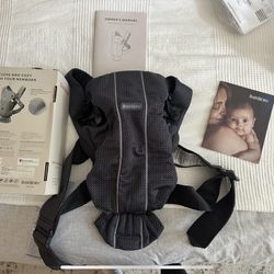 Babybjorn Baby carrier Mini