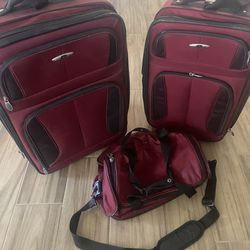 Three Piece Soft Side Expandable Rolling Luggage Set 