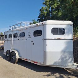 Horse Trailer 