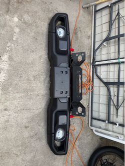 Jeep JL rubicon front metal bumper with winch plate