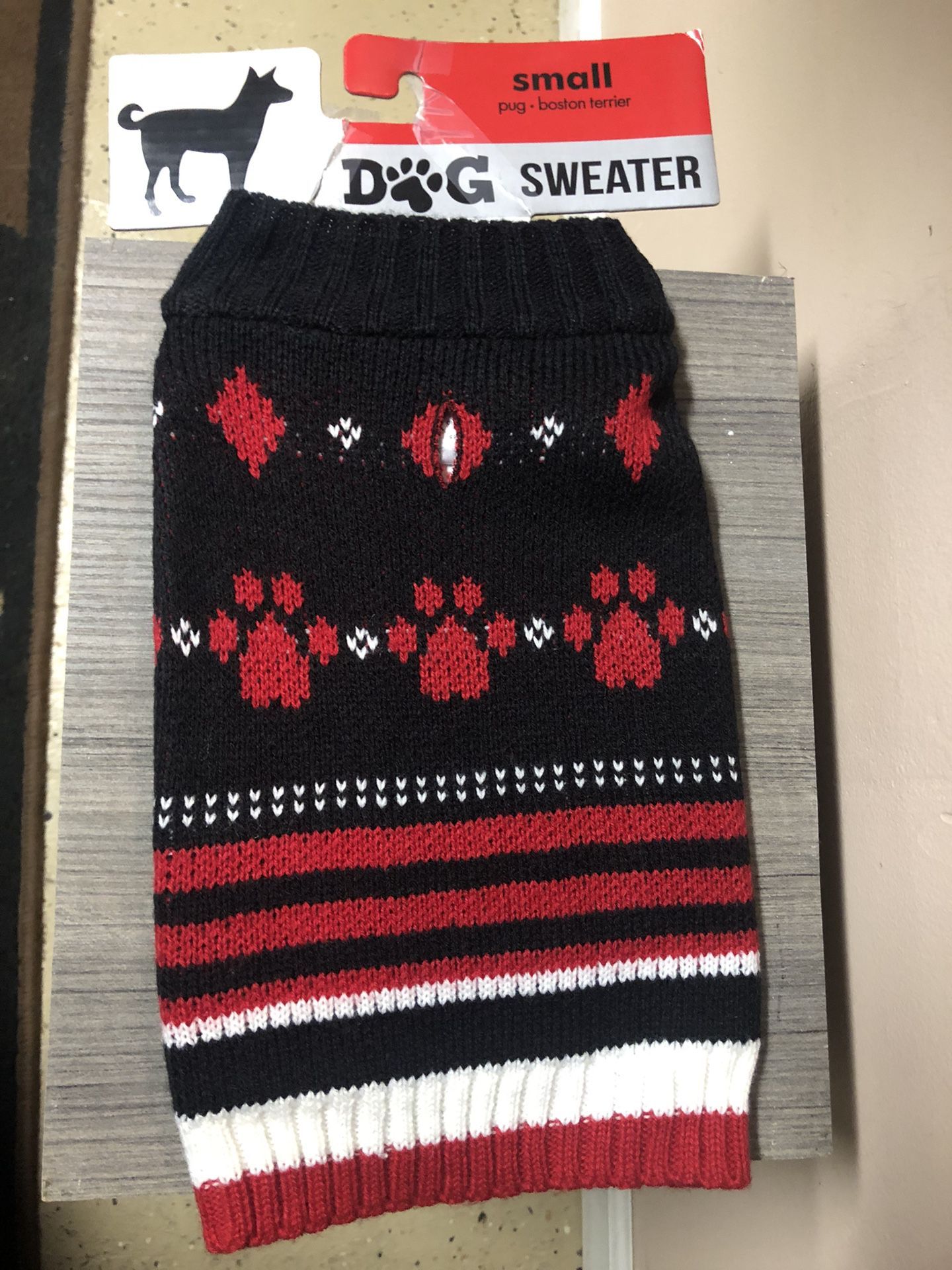 New Small Dog Sweater $5