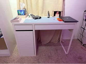 White Computer Desk