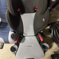 Britax Midpoint Booster