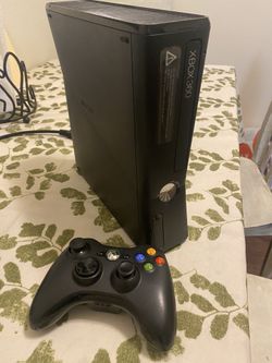 Xbox 360 Console & Controller