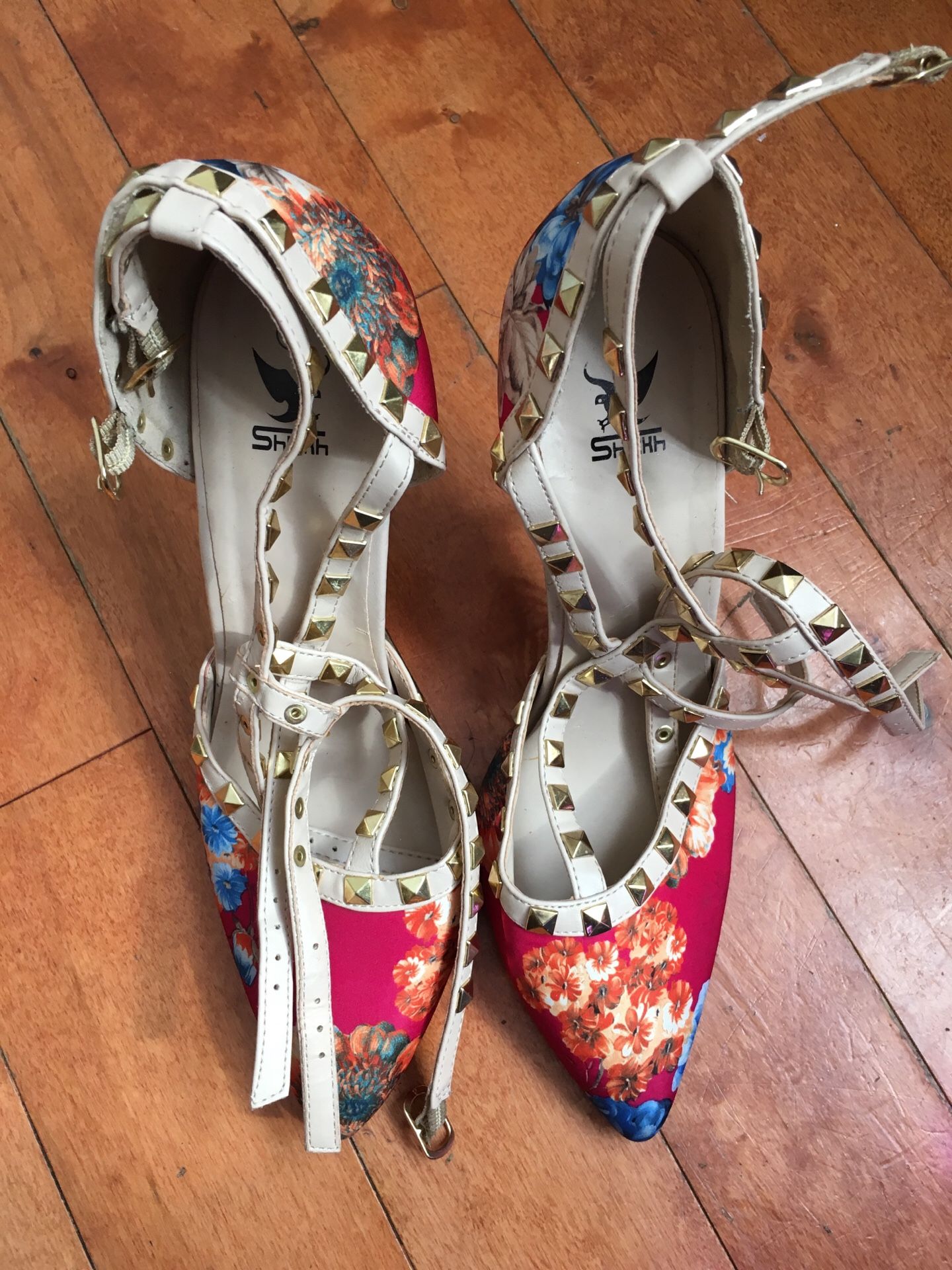 Dress shoes high heels