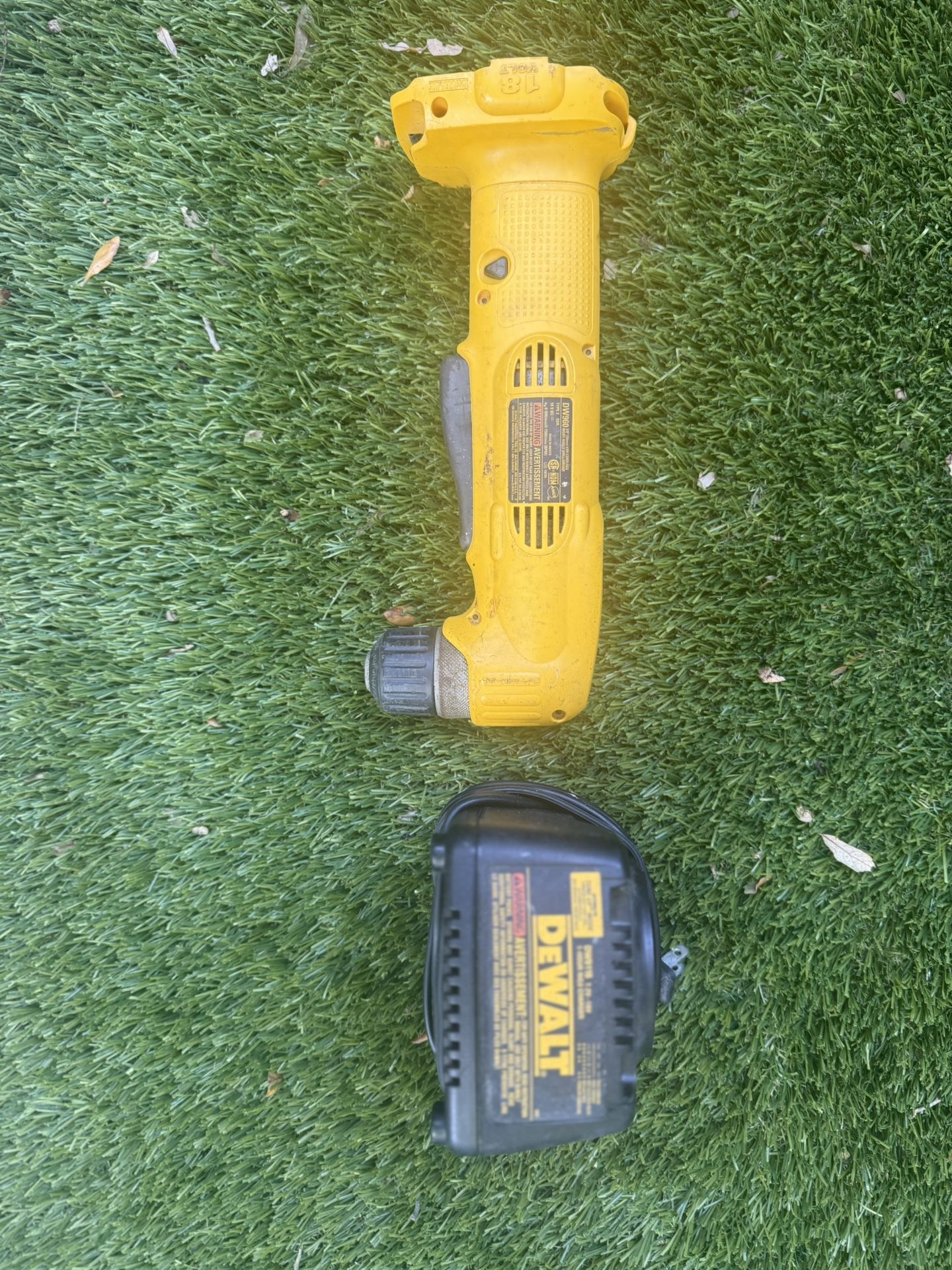 DeWalt DW960 18V, 3/8" Right Angle Drill Driver NANO Base