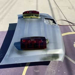 We Paint And Polish Your Lights