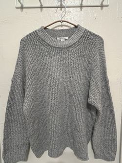 American Eagle Grey Knit Sweater 