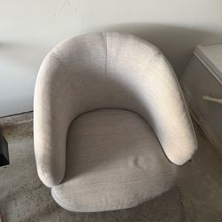 Swivel Chair 