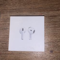 AirPods 4