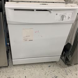 GE Built In Dishwasher 