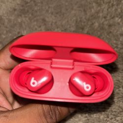Beats Studio Buds