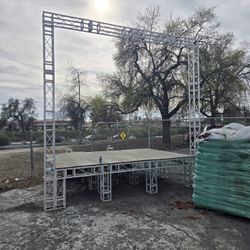 12×20 Dj/wedding Stage