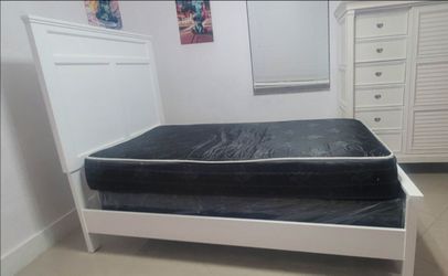 Twin bed and Mattress