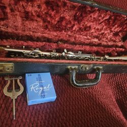 1930's U.S.A. Gretsch Pathfinder Clarinet (Asking $80)