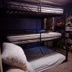 Triple Bunk-Full/Full/Queen