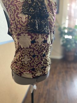 Ruffles under shirt