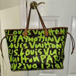 Louis Vuitton Graffiti Tote In Green