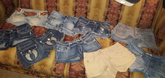 Expensi e bling named brand shorts!!!
