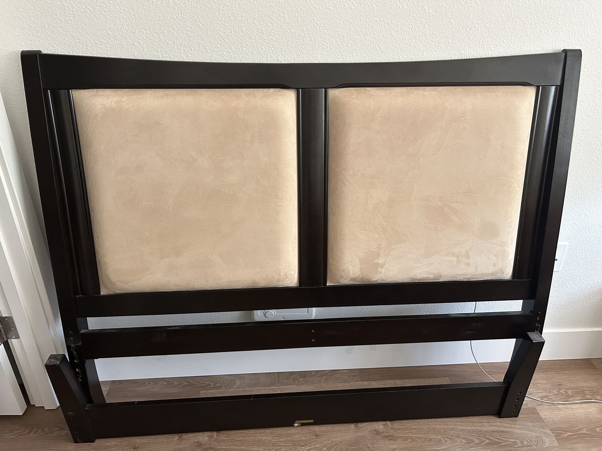 Black Full Size Frame With Headboard