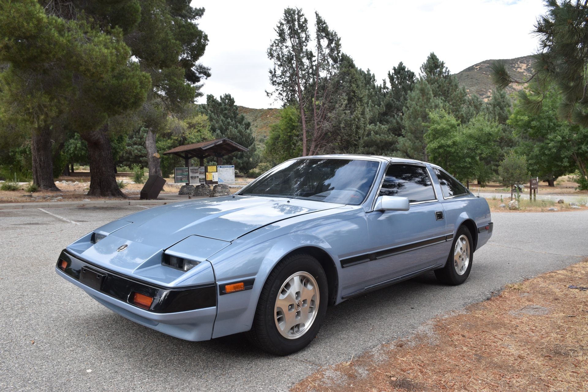 1985 Nissan 300zx for Sale in Fontana, CA - OfferUp