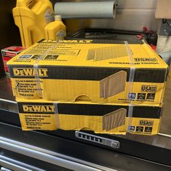 DeWalt 15.5 Gauge 1/2” Crown 2” Flooring Staples