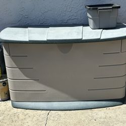 Rubbermaid Horizontal Storage Shed