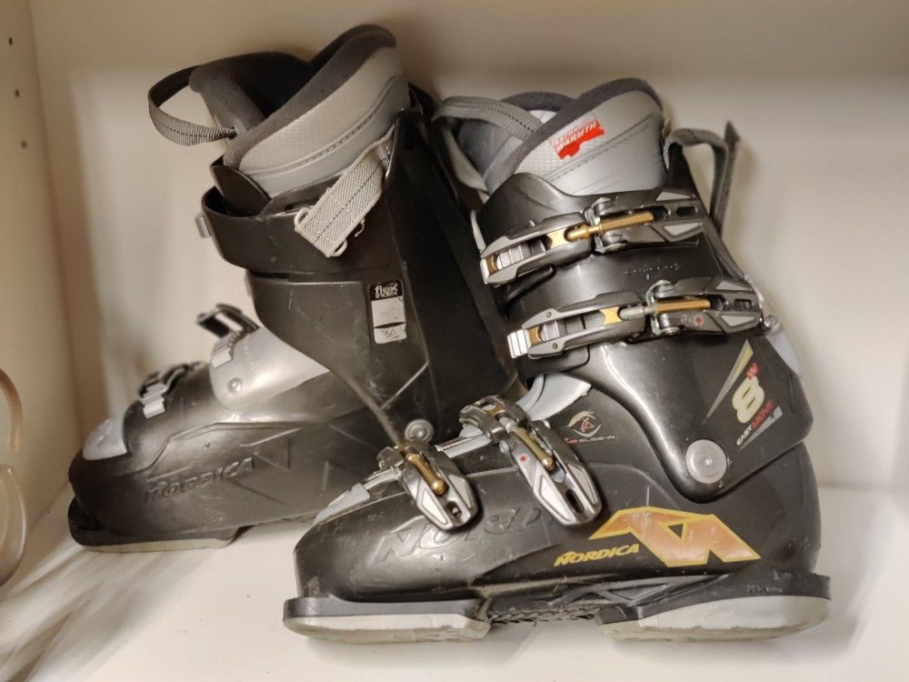 Nordica Ski Boots 25-25.5