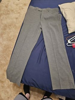New Pair Of Structure 32x32 Grey slacks