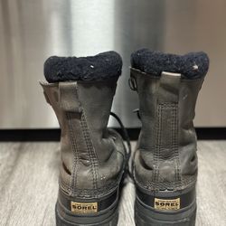 Sorel Size 9 