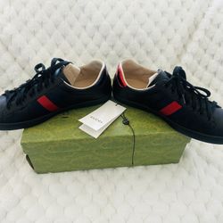 GUCCI Men's Ace Black Bee Sneakers 429446 A38G0 1284 Size 10