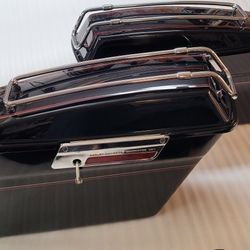Harley Davidson Touring Saddlebag Pair HD