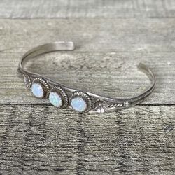 Vintage Sterling Silver Bracelet with Flower Print and Ethiopian Opals